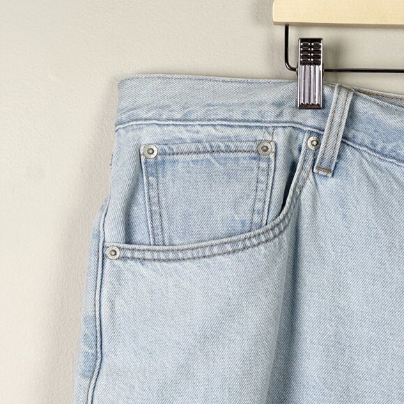 Levi's 80s Mom Jeans Don't Be Frayed Wash - Picture 4 of 14